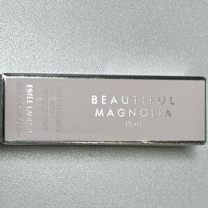 Beautiful Magnolia by Estée Lauder 1.5 ml Travel Size